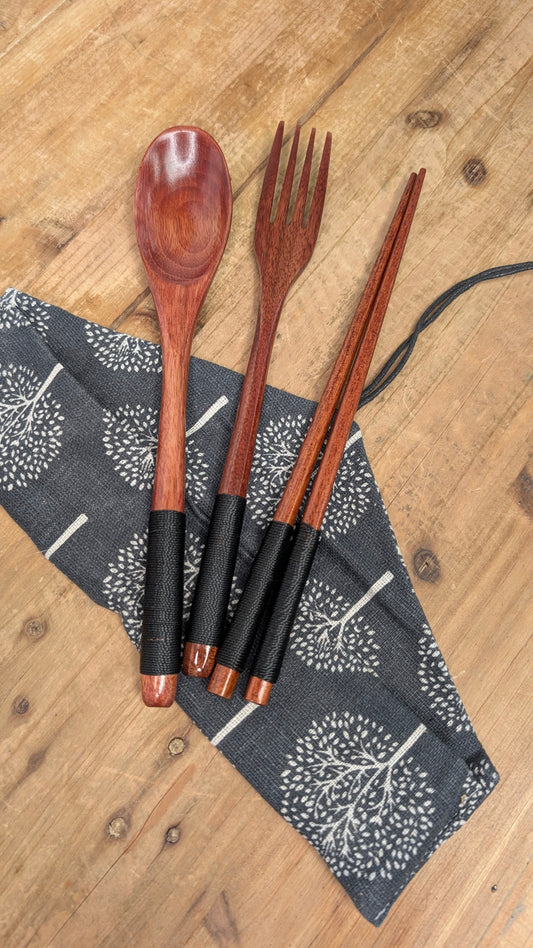 Coconut Cutlery Set with Chopsticks